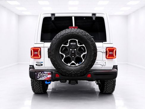 Used 2023 Jeep Wrangler Unlimited Rubicon 4xe w/ Steel Bumper Group AWD/4WD image 12