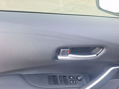 Used 2021 Toyota Corolla SE image 17