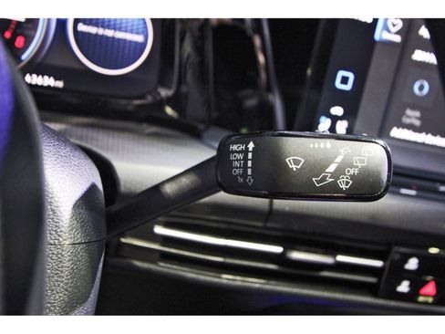 Used 2022 Volkswagen GTI SE image 21