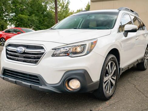 Used 2018 Subaru Outback 2.5i Limited w/ Popular Package #2 AWD/4WD image 9