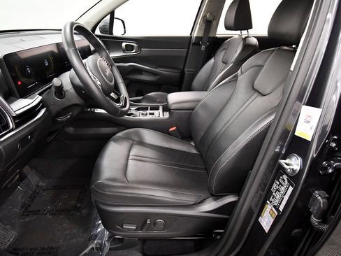 Certified 2024 Kia Sorento S AWD/4WD image 14