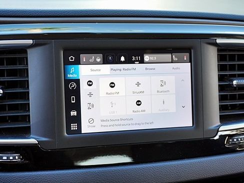 Used 2022 Chrysler Voyager LX image 26