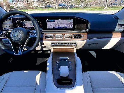 New 2026 Mercedes-Benz GLE 450 4MATIC image 5