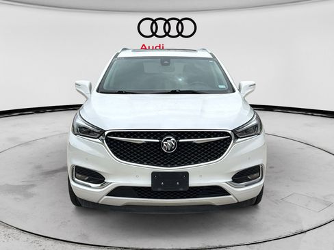 Used 2020 Buick Enclave Avenir w/ Avenir Technology Package FWD image 2