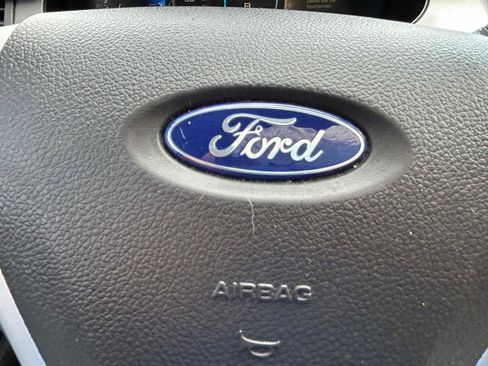Used 2013 Ford Edge SEL FWD image 20