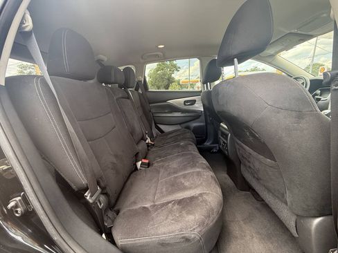 Used 2017 Nissan Murano SV FWD image 14