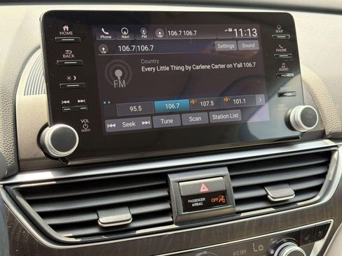 Used 2022 Honda Accord Touring image 22