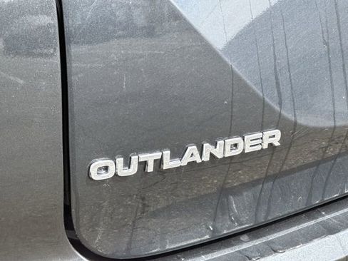 Used 2024 Mitsubishi Outlander SE Black Edition AWD/4WD image 30