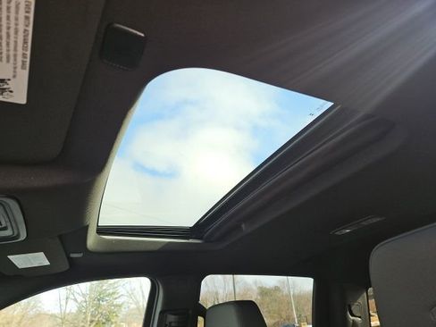 New 2026 GMC Sierra 2500 AT4 w/ AT4 Premium Plus Package image 15