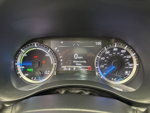 Certified 2024 Toyota Highlander XLE image 19