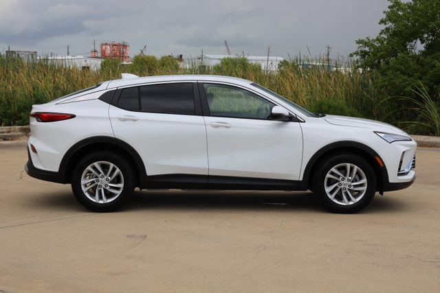 New 2026 Buick Envista Sport Touring w/ Convenience I Package FWD image 4
