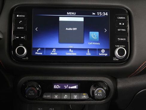 Certified 2024 Nissan Kicks SR FWD image 7