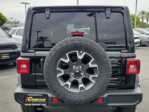 New 2025 Jeep Wrangler Sahara image 20