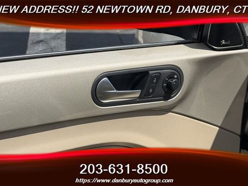 Used 2013 Volkswagen Beetle TDI FWD image 13
