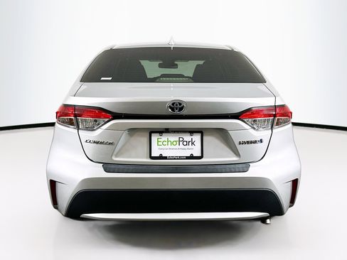 Used 2021 Toyota Corolla LE w/ Carpet Mat Package (TMS) FWD image 7