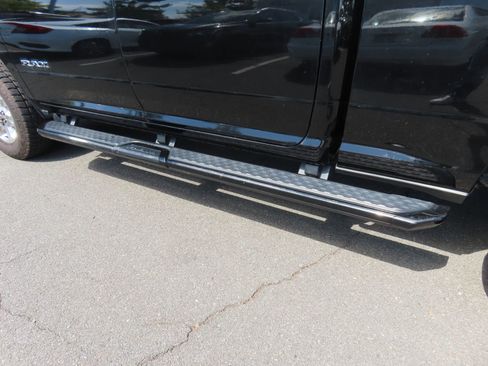 Used 2023 RAM 2500 Big Horn w/ Level 1 Equipment Group AWD/4WD image 11