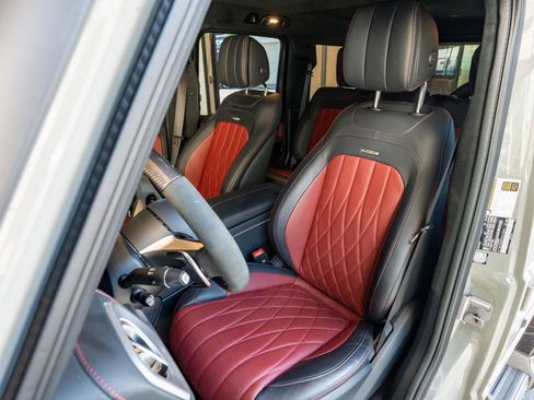 Used 2025 Mercedes-Benz G 63 AMG 4MATIC image 12