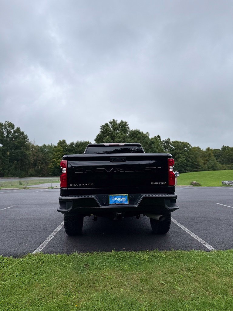 Used 2024 Chevrolet Silverado 2500 Custom w/ Custom Convenience Package AWD/4WD image 6