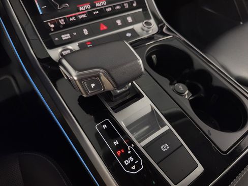 Certified 2023 Audi Q8 Premium Plus w/ Premium Plus Package image 25