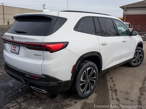 New 2026 Buick Enclave Sport Touring w/ Power Package image 8