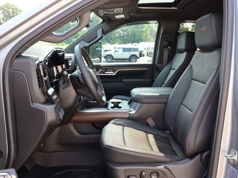 Used 2026 Chevrolet Silverado 3500 High Country w/ High Country Premium Package AWD/4WD image 31