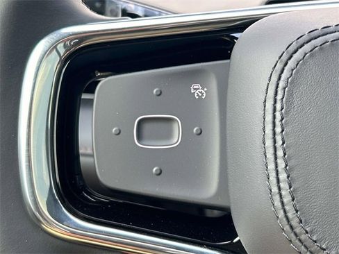 New 2025 Lincoln Nautilus Premier w/ Equipment Group 102A image 27