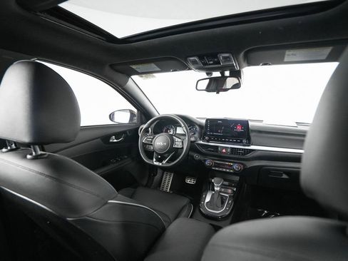 Used 2024 Kia Forte GT-Line w/ GT-Line Premium Package image 16