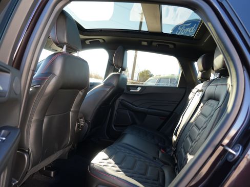 Used 2023 Ford Escape ST-Line Elite w/ Premium Technology Package image 21