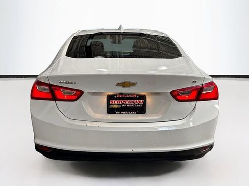 Used 2018 Chevrolet Malibu LT image 7