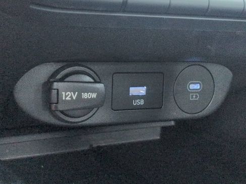 Certified 2025 Hyundai Elantra Sport FWD image 31