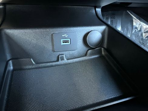 Used 2017 Ford Fusion SE w/ Equipment Group 201A AWD/4WD image 54