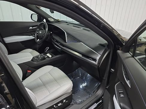 Used 2024 Cadillac XT4 Sport AWD/4WD image 16