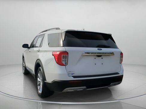 Certified 2020 Ford Explorer XLT w/ Equipment Group 202A image 21