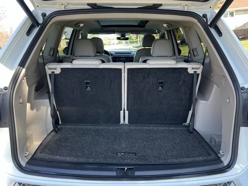 Used 2019 Volkswagen Atlas SEL image 8