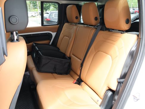 Used 2024 Land Rover Defender 110 S AWD/4WD image 32
