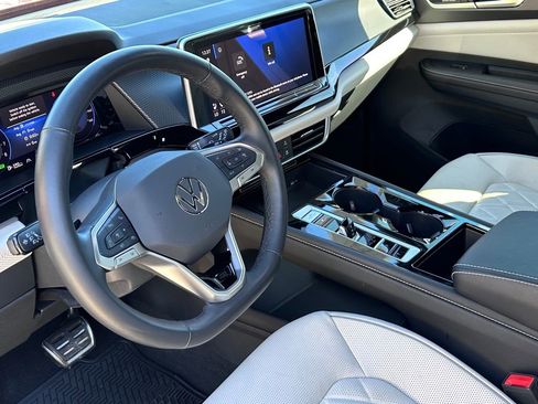 New 2025 Volkswagen Atlas Cross Sport SEL Premium R-Line image 9
