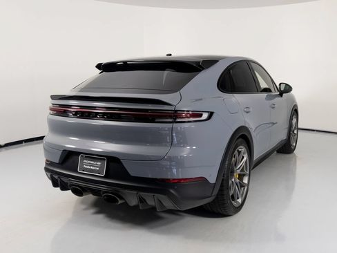 Certified 2024 Porsche Cayenne Turbo GT AWD/4WD image 11