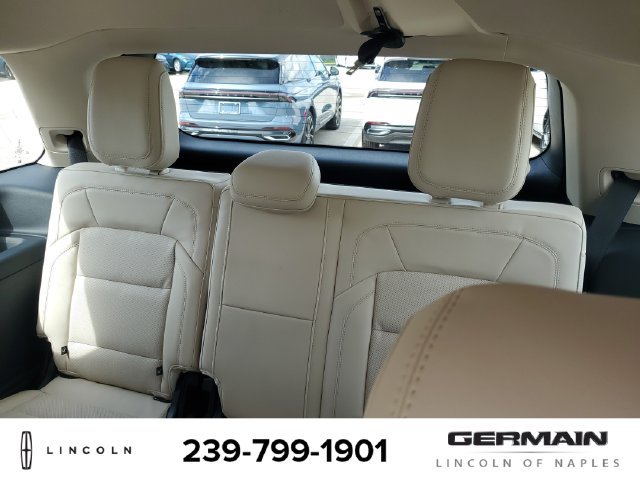 New 2027 Lincoln Navigator Premiere AWD/4WD image 20