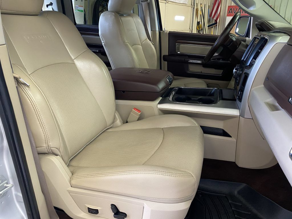 Used 2016 RAM 1500 Laramie w/ Convenience Group RWD image 11
