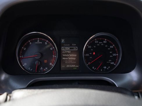 Used 2016 Toyota RAV4 SE image 28