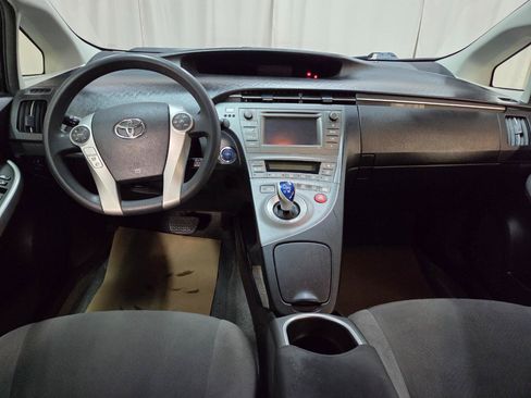 Used 2013 Toyota Prius Two FWD image 19