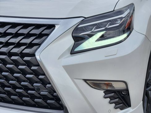 Used 2023 Lexus GX 460 Premium w/ Premium Plus Package AWD/4WD image 10