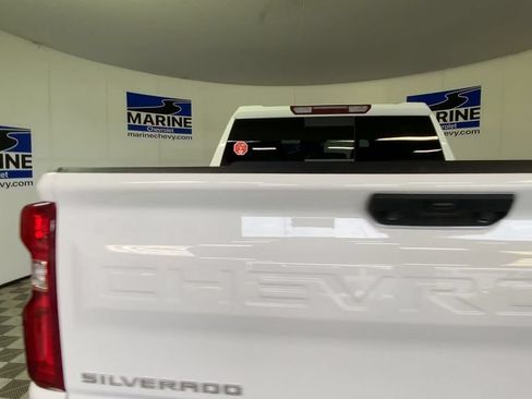 Used 2025 Chevrolet Silverado 1500 LT Trail Boss w/ Convenience Package II AWD/4WD image 9