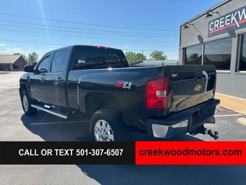 Used 2014 Chevrolet Silverado 2500 LTZ w/ LTZ Plus Package AWD/4WD image 3