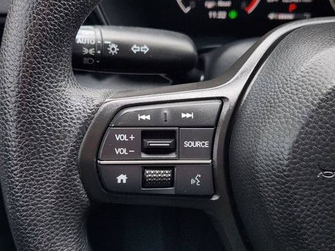 Used 2025 Honda CR-V EX image 28