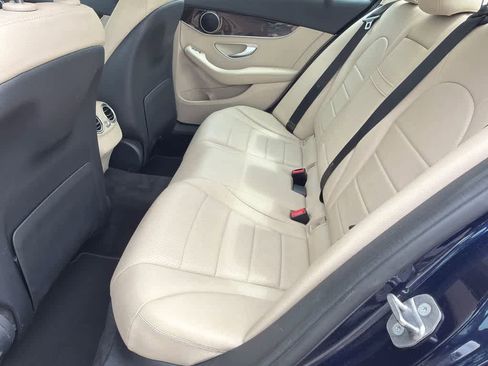 Used 2017 Mercedes-Benz C 300 4MATIC Sedan image 17
