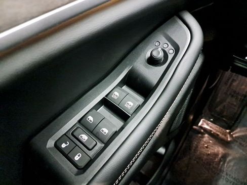 New 2025 Jeep Grand Cherokee L Limited w/ Luxury Tech Group II AWD/4WD image 33