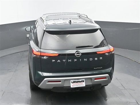 Used 2024 Nissan Pathfinder Platinum image 15