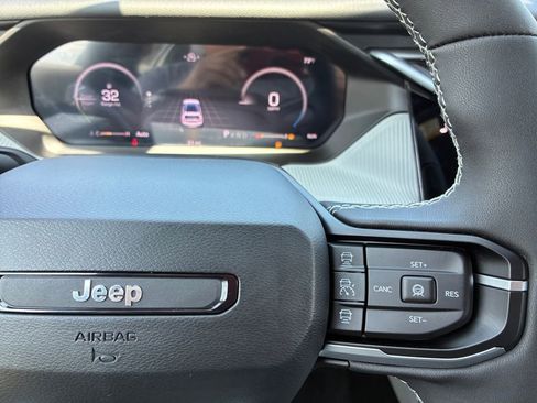 New 2026 Jeep Cherokee Laredo AWD/4WD image 12