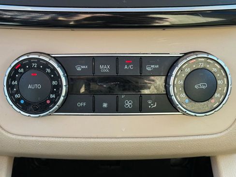 Used 2019 Mercedes-Benz GLS 450 GLS 450 4MATIC SUV w/ Premium 1 Package image 16